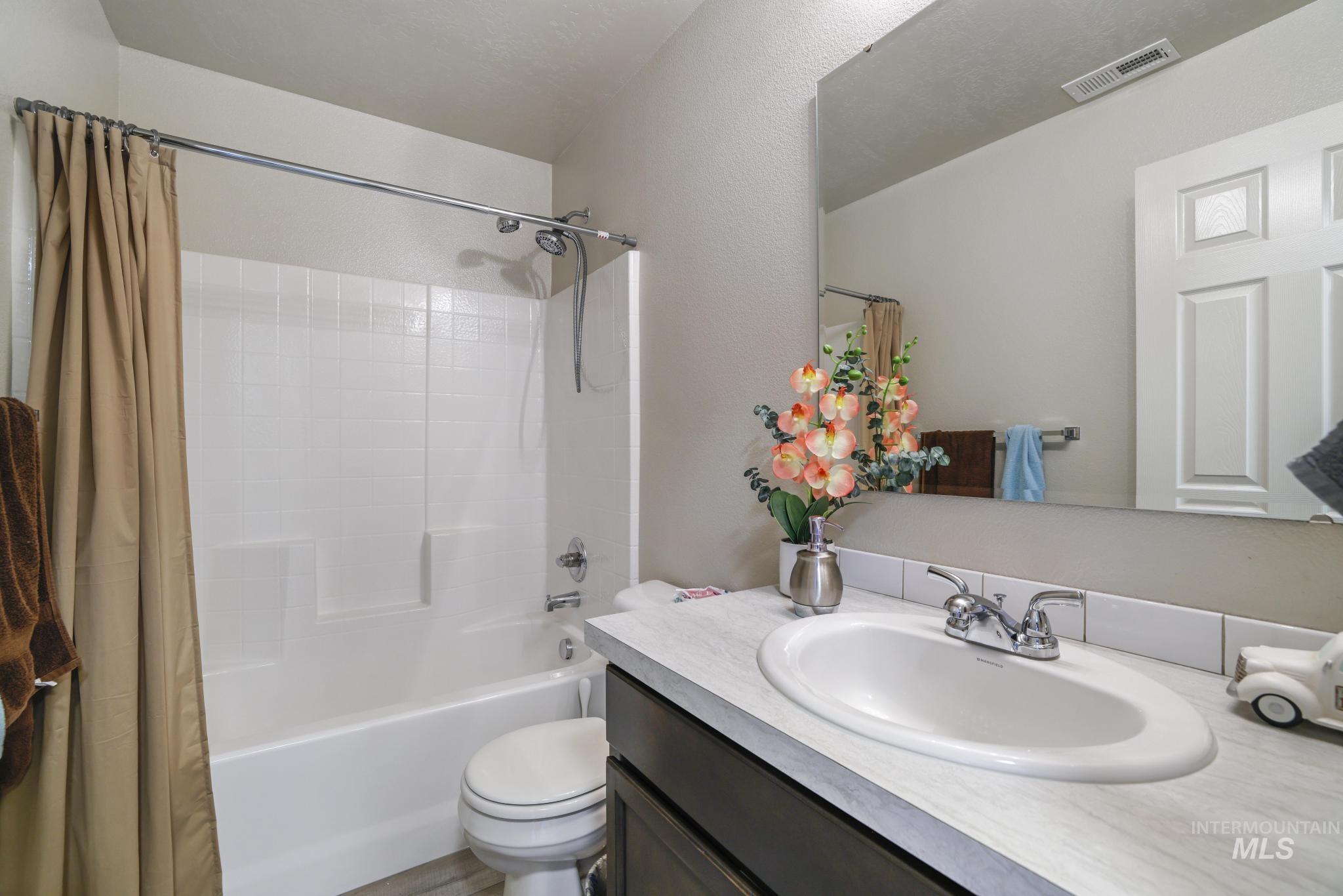 880 Sw Lago St Property Photo 26