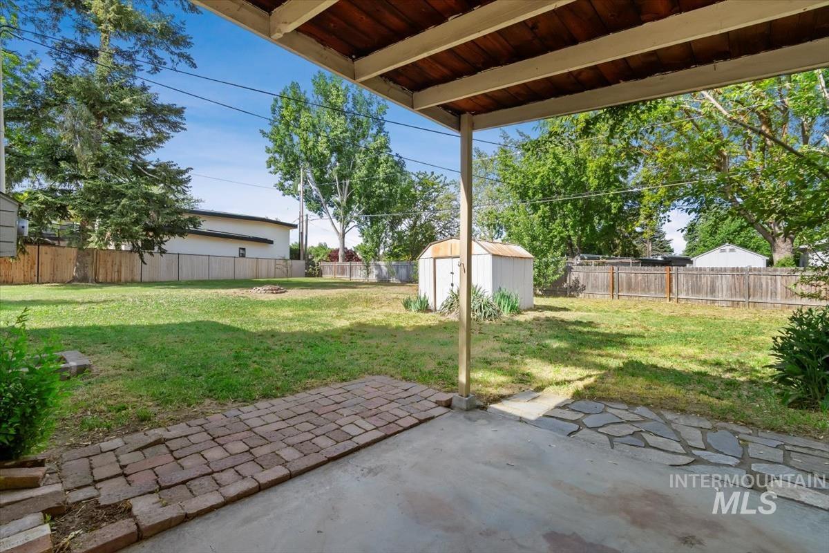 317 W Chester Drive Property Photo 24