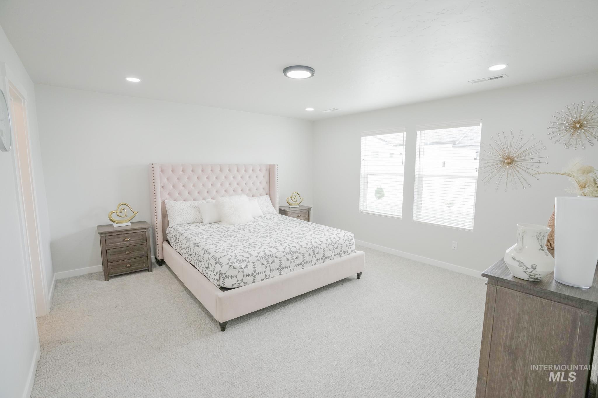 6073 W Mikonos St Property Photo 8