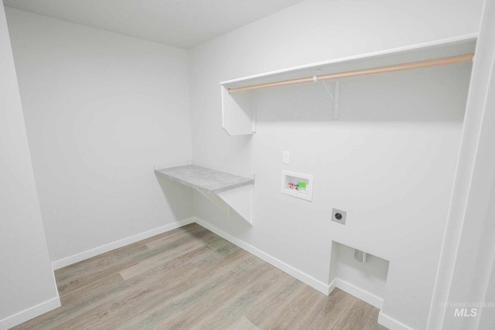 6073 W Mikonos St Property Photo 13