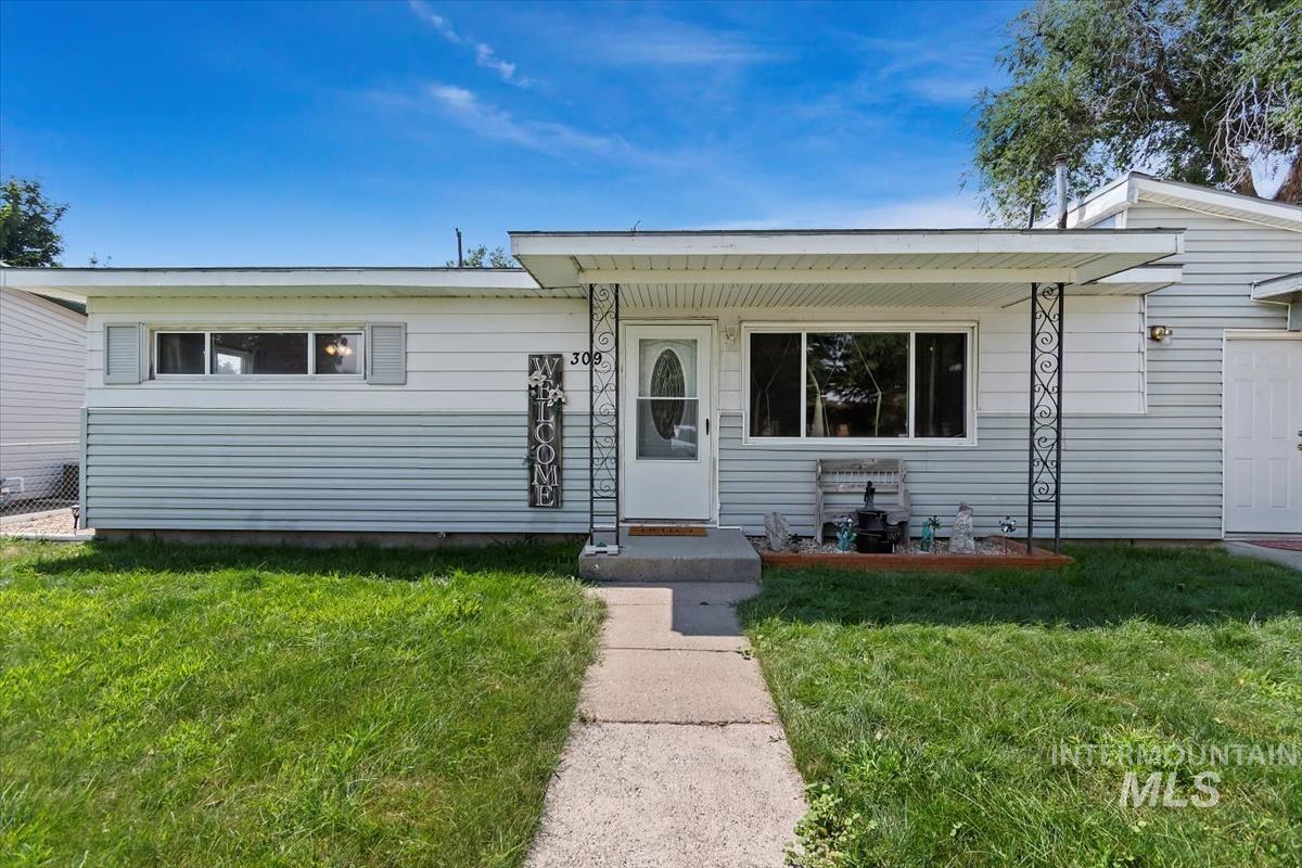 309 Baker Drive Property Photo