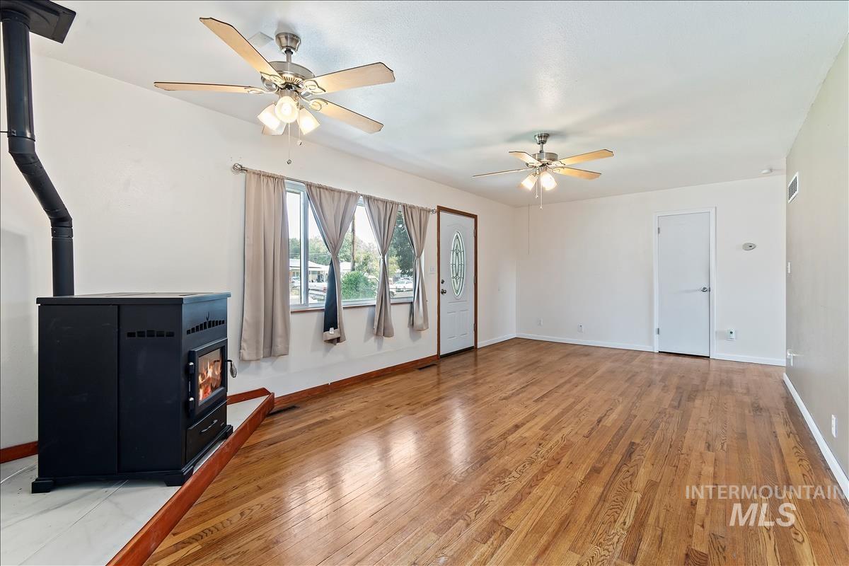 309 Baker Drive Property Photo 5