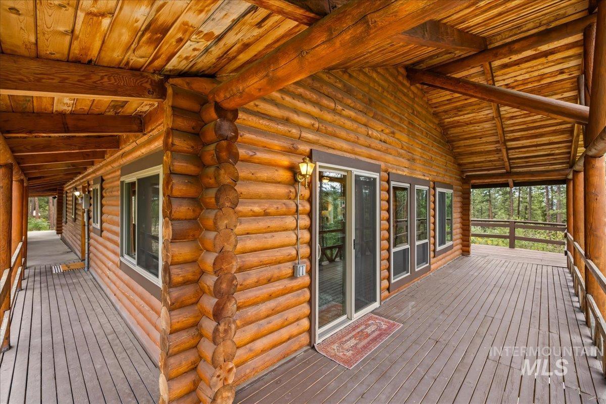 9 Elderberry Circle Property Photo 4