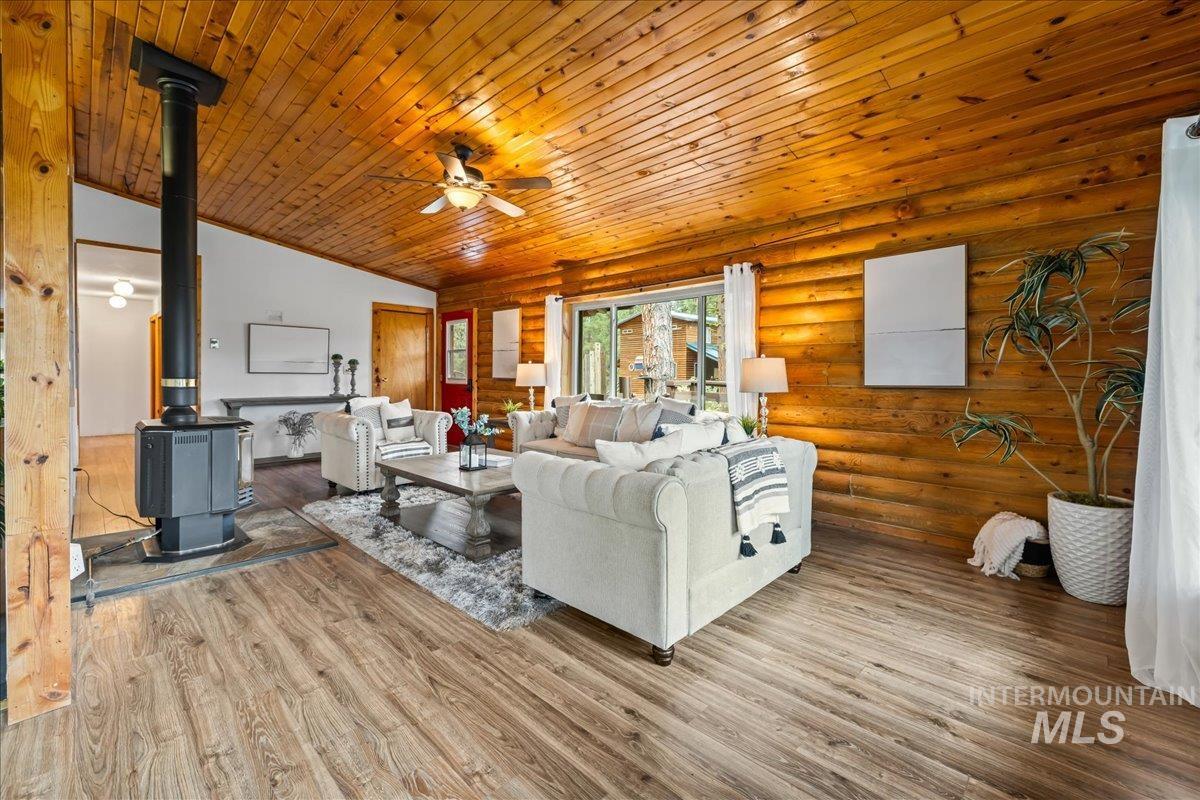 9 Elderberry Circle Property Photo 17