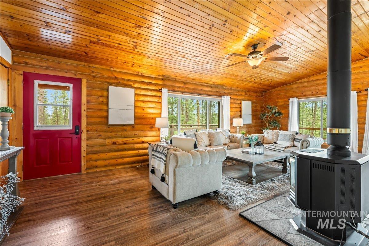 9 Elderberry Circle Property Photo 18