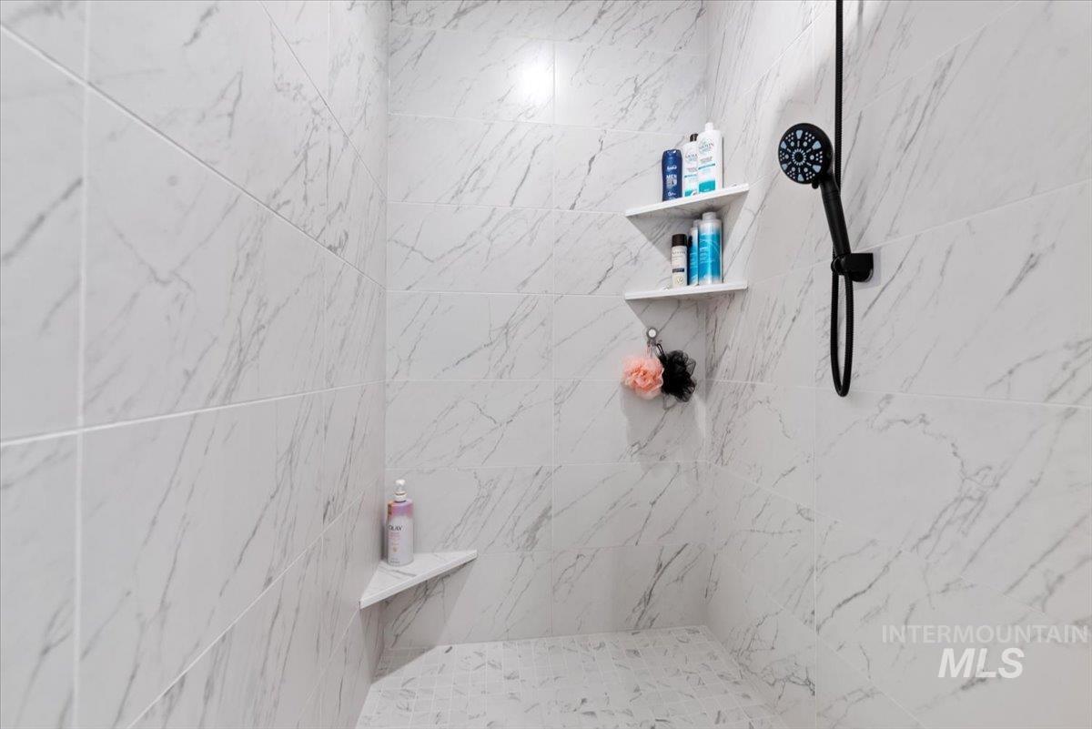 203 S Fusion Ave. Property Photo 27