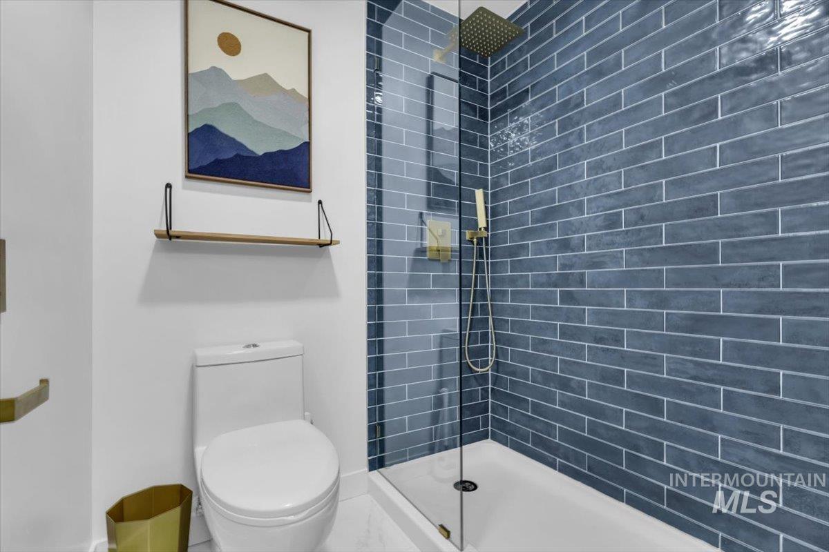 898 N Pebble Beach Way Property Photo 33