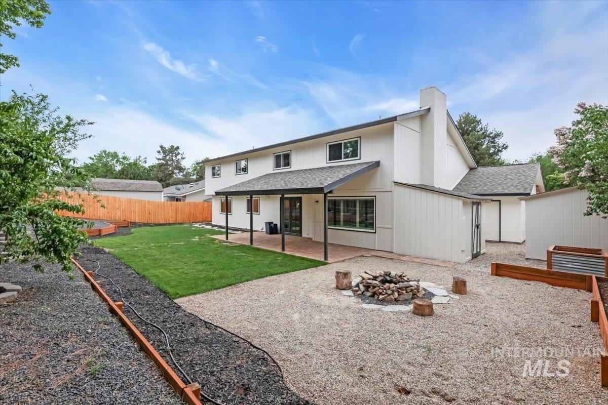 898 N Pebble Beach Way Property Photo 39