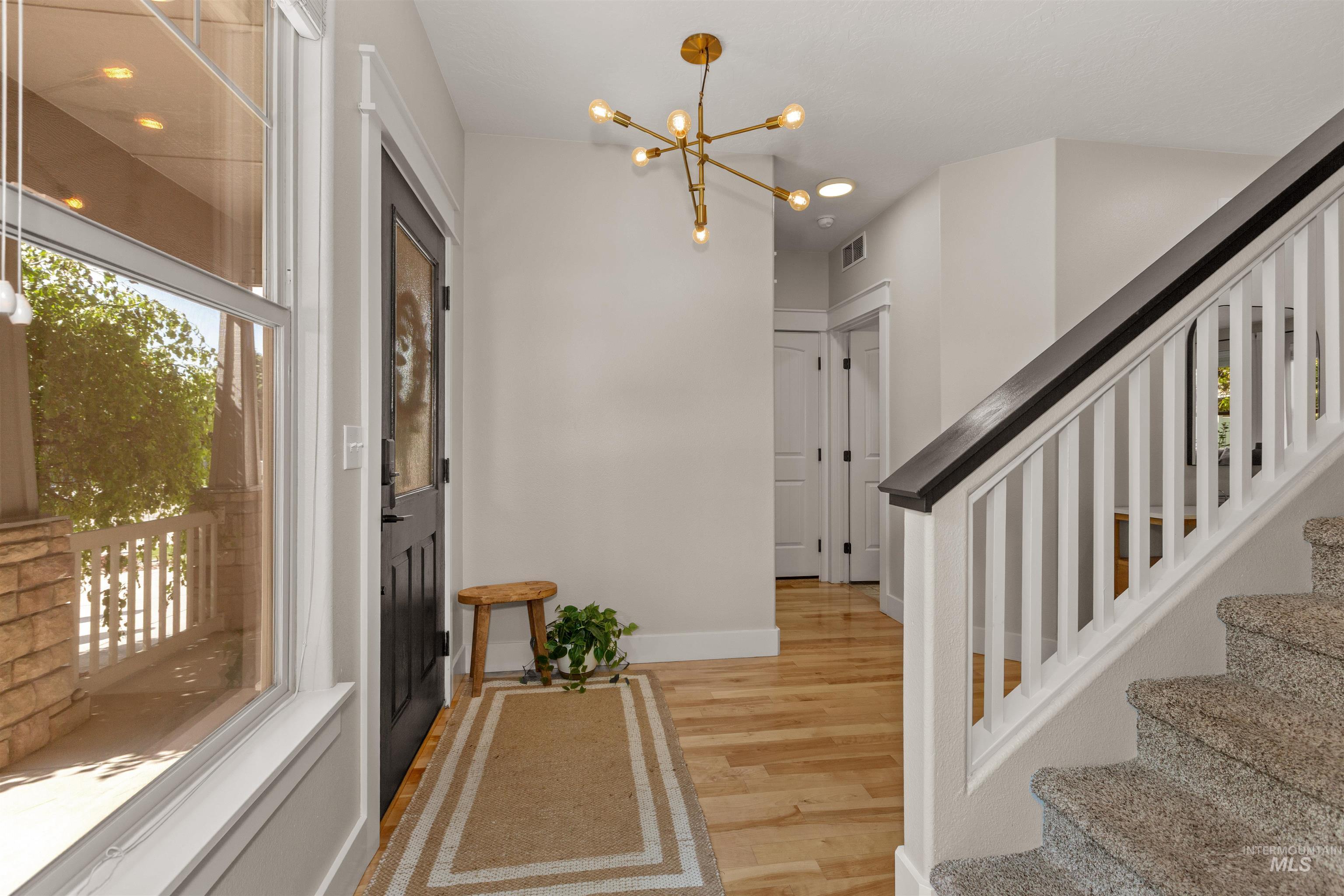 2602 S Groom Way Property Photo 6