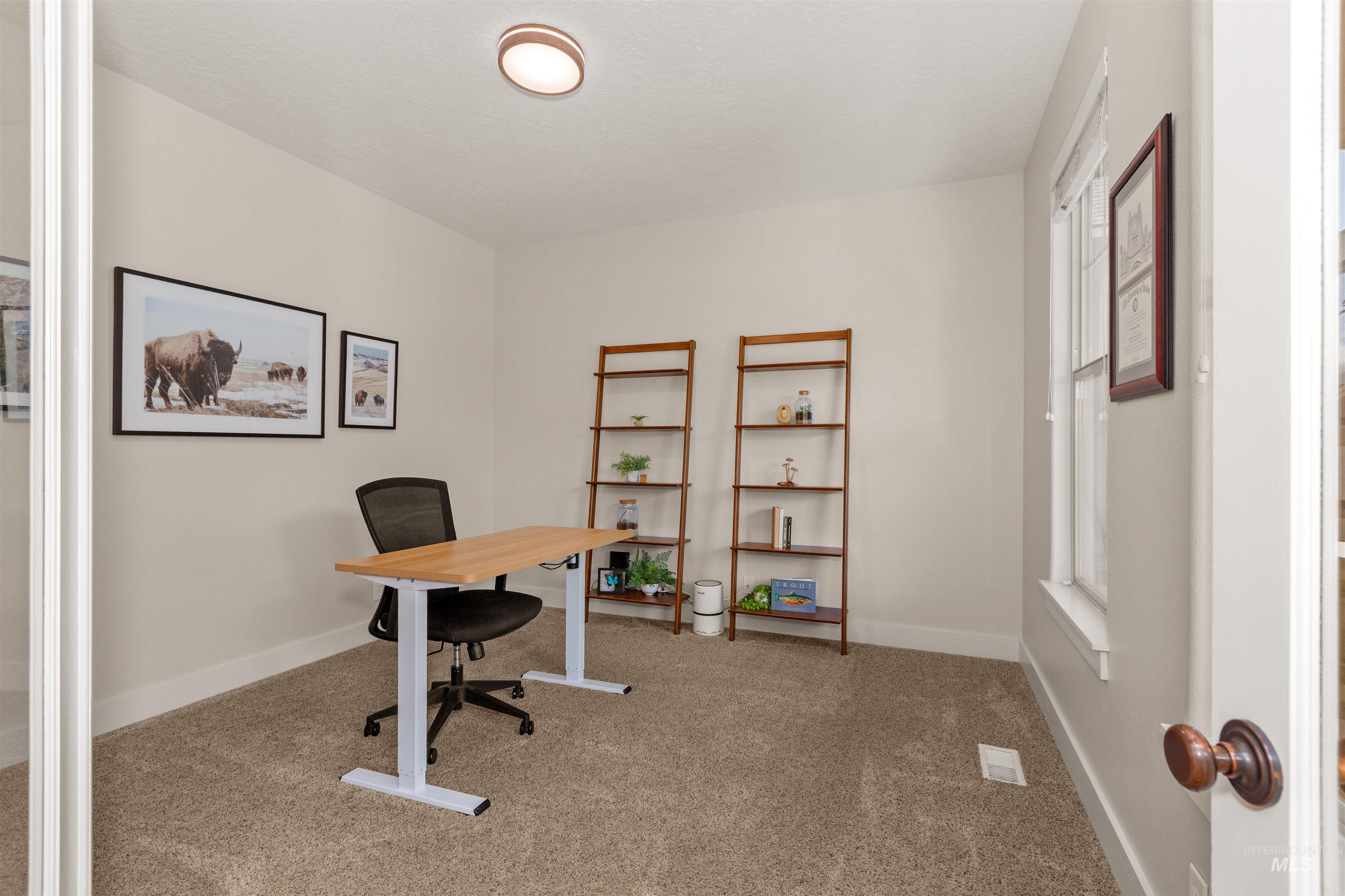 2602 S Groom Way Property Photo 8