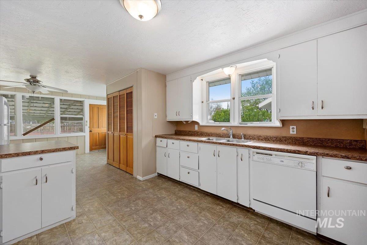 736 Yakima Ave Property Photo 8