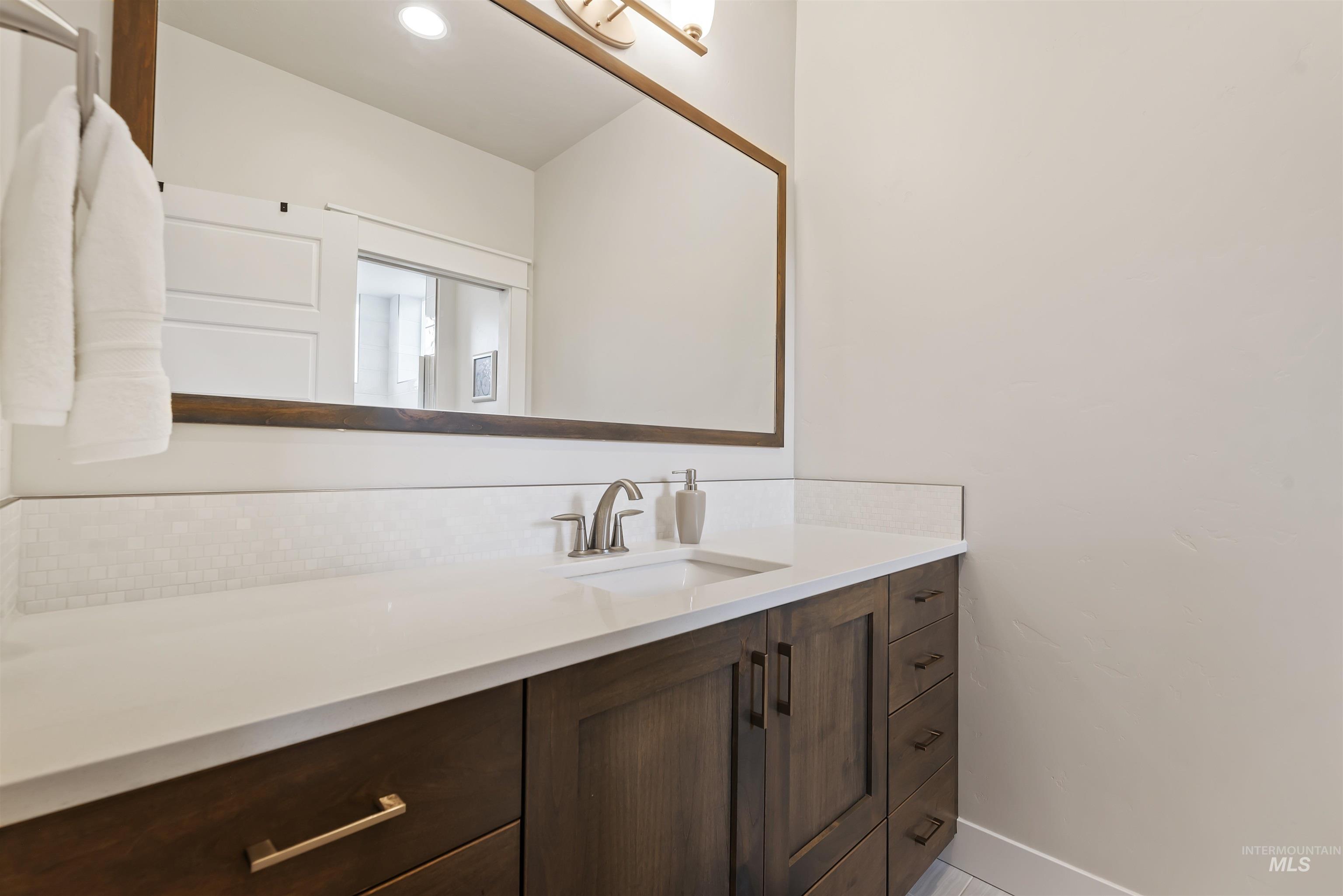 6312 N Vicenza Ln Property Photo 18