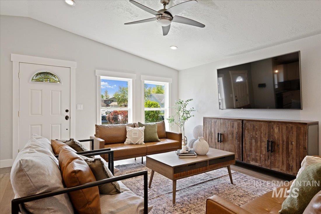 7100 W Limelight Street Property Photo 2