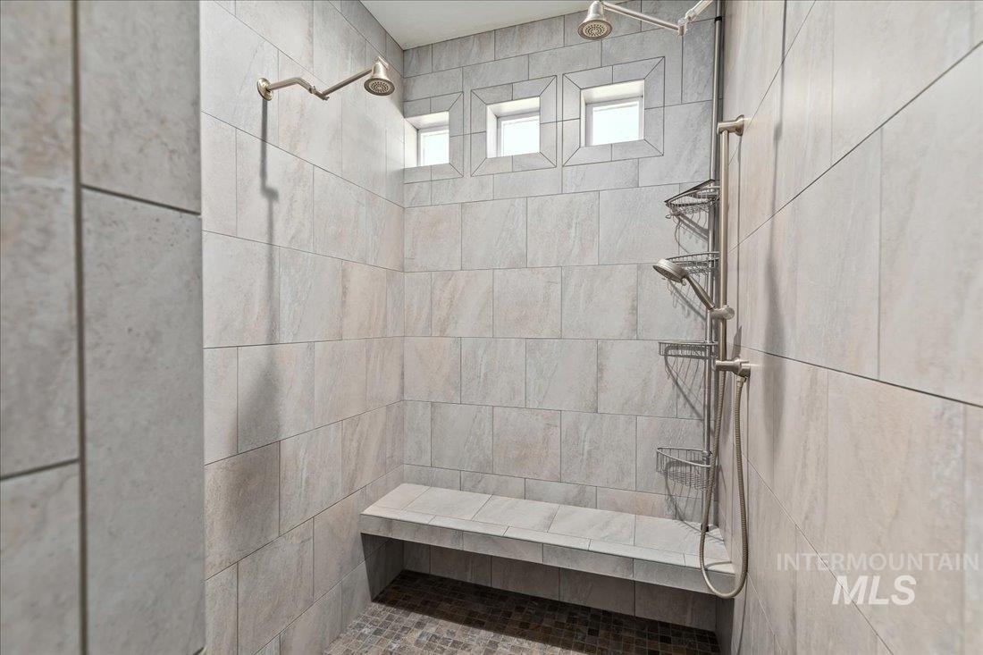 5190 W Fairchild Rd. Property Photo 20