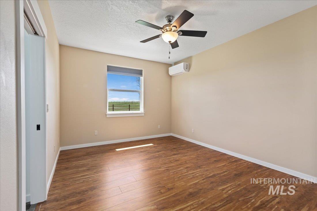 5190 W Fairchild Rd. Property Photo 23