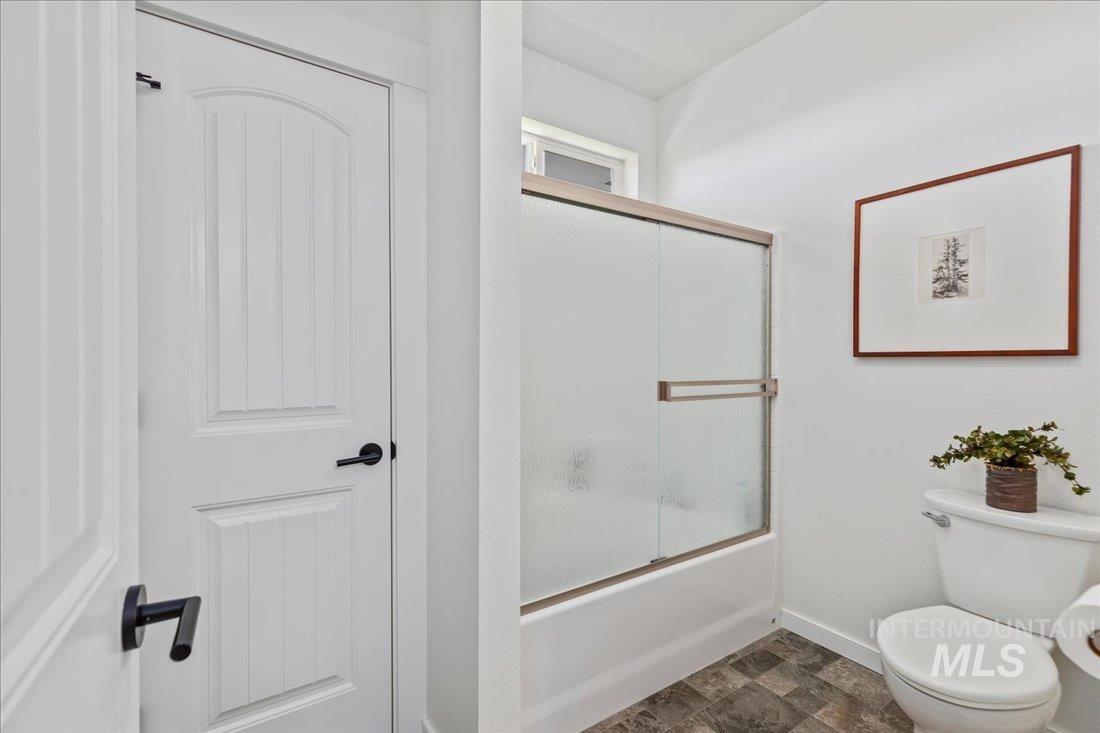 5190 W Fairchild Rd. Property Photo 25