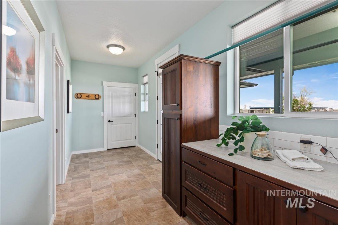 5190 W Fairchild Rd. Property Photo 26