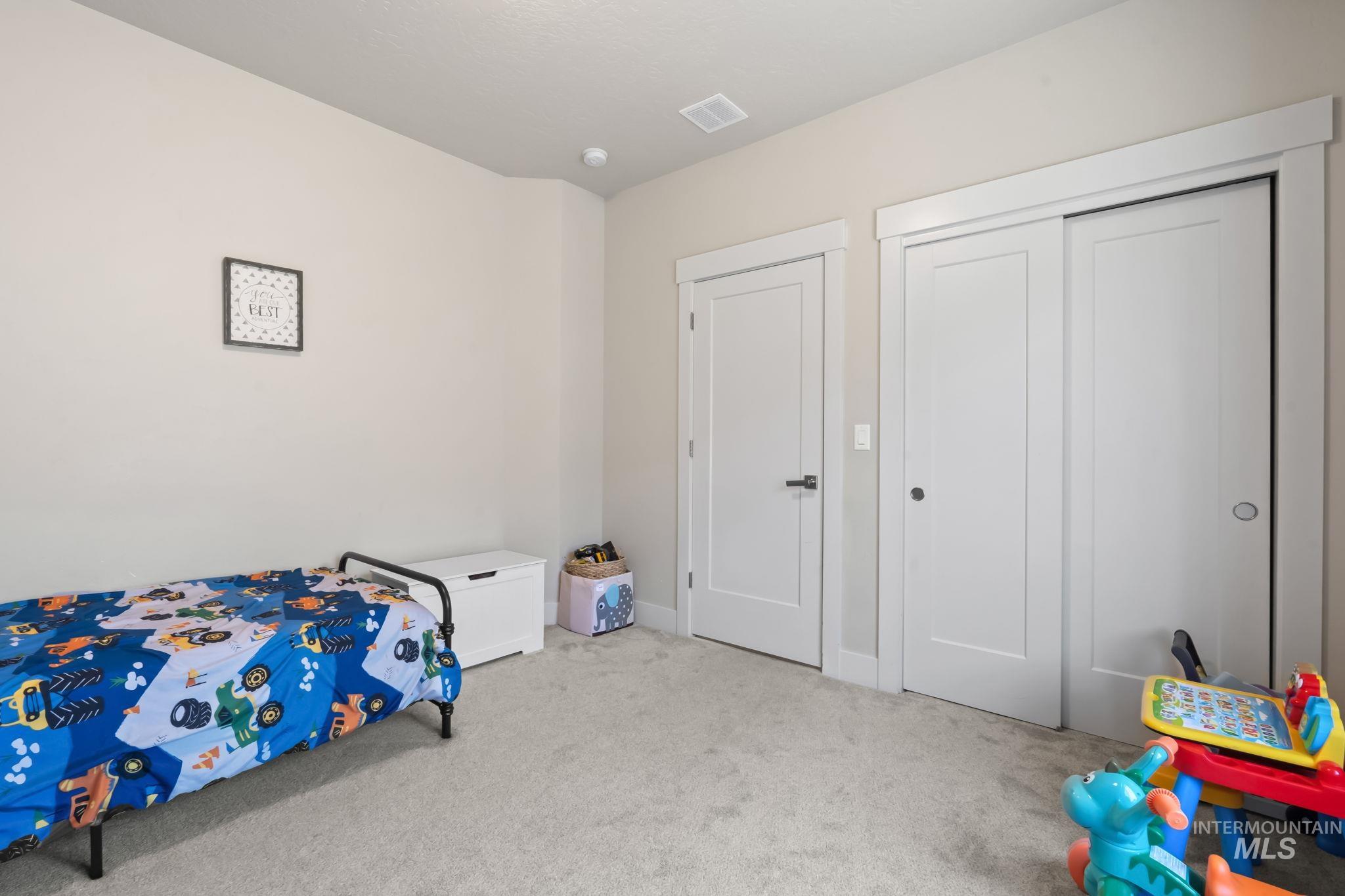 752 E Bouquet Ct Property Photo 24