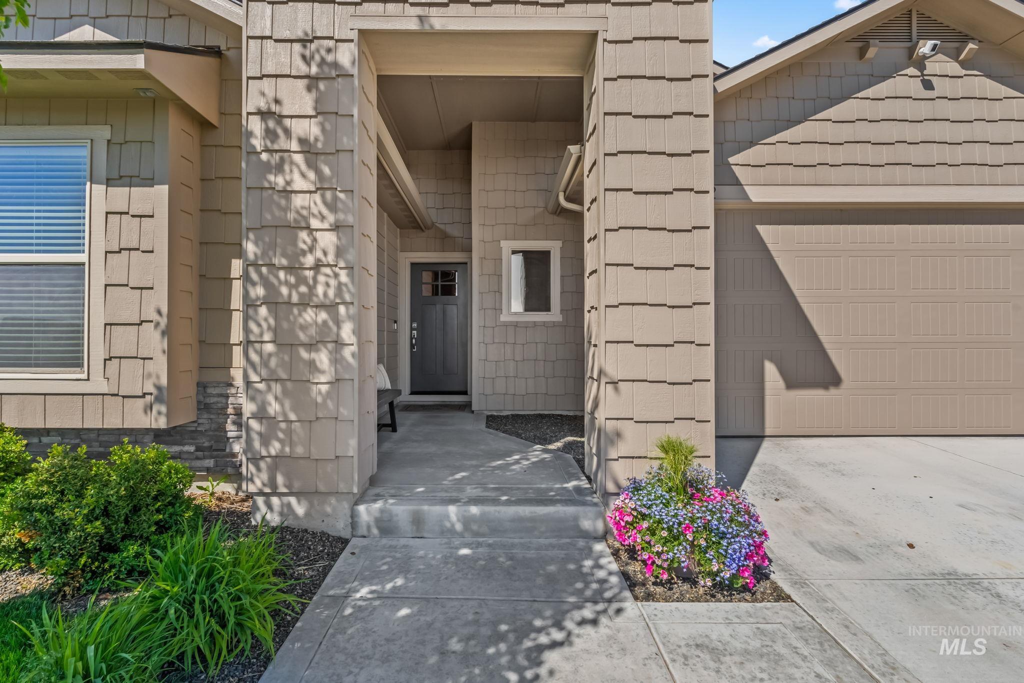 752 E Bouquet Ct Property Photo 31