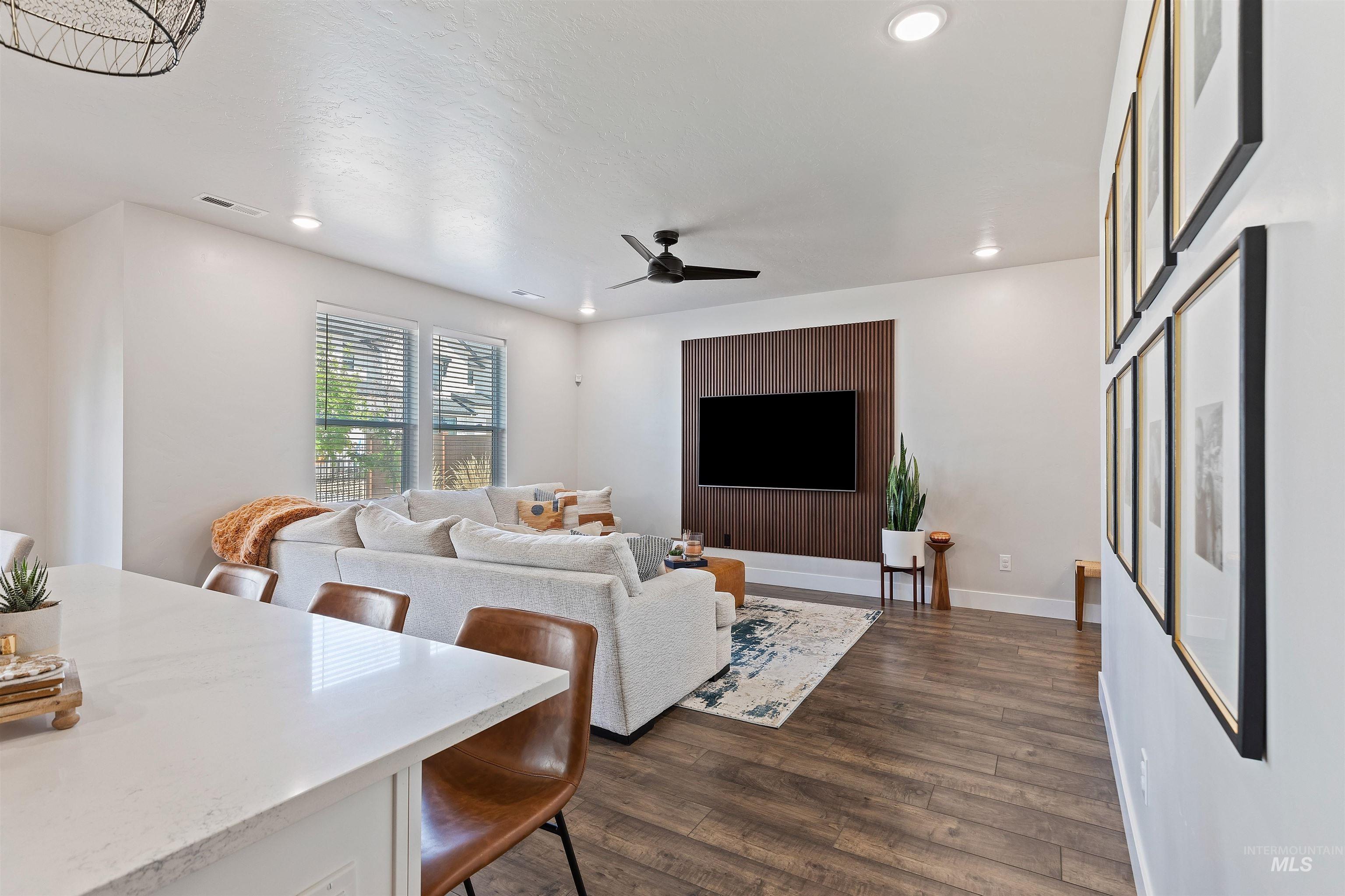 7172 W Riverwood St Property Photo 2