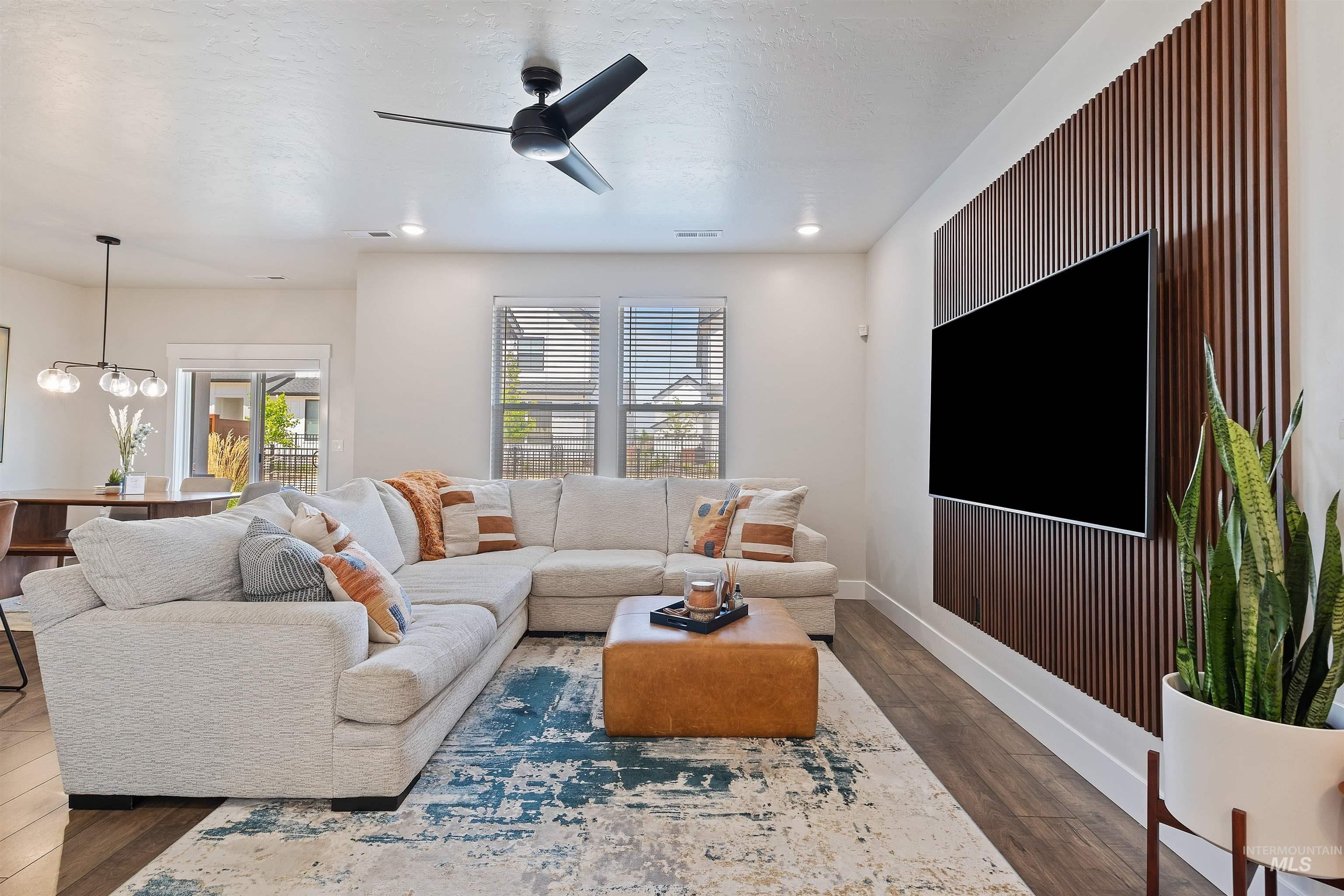 7172 W Riverwood St Property Photo 4