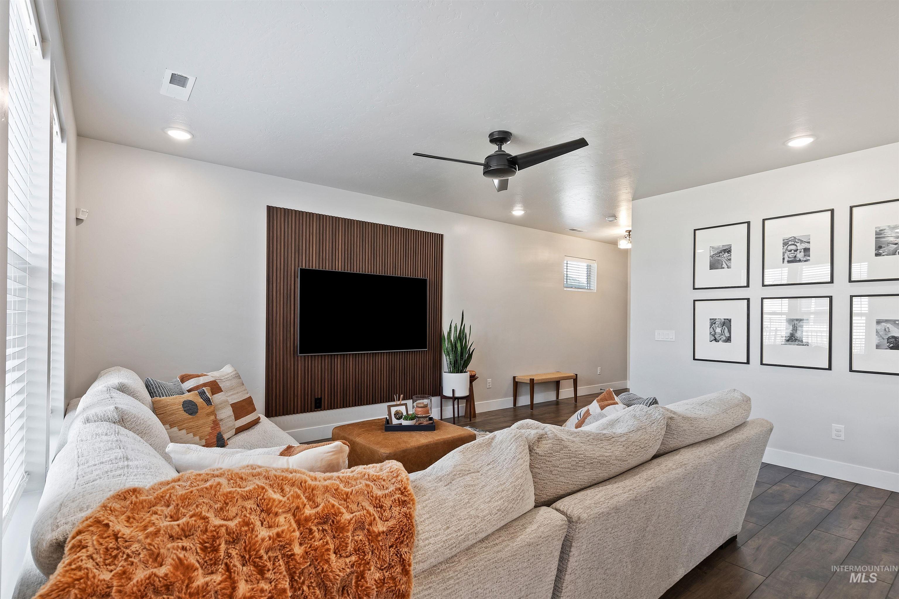 7172 W Riverwood St Property Photo 5