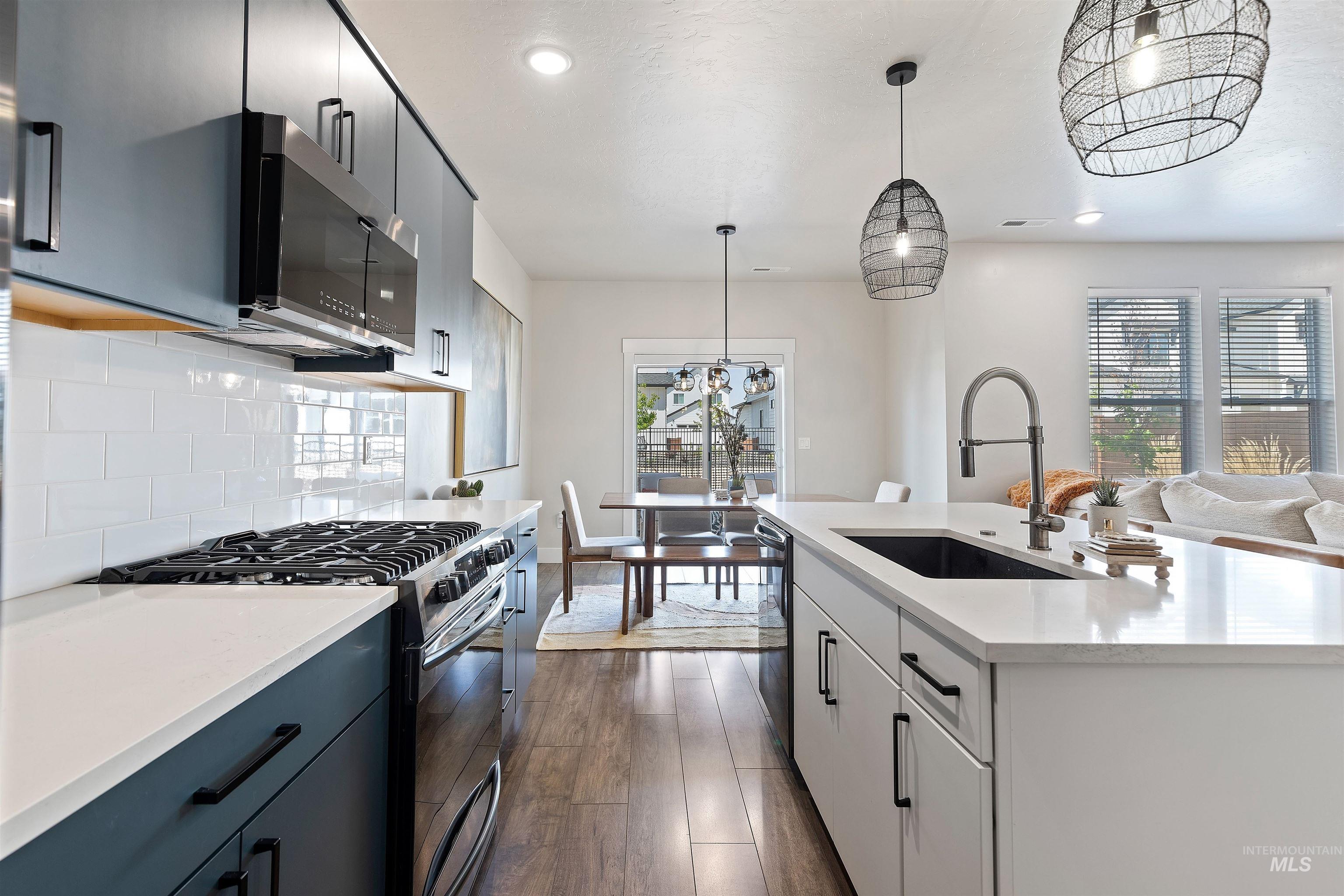 7172 W Riverwood St Property Photo 7