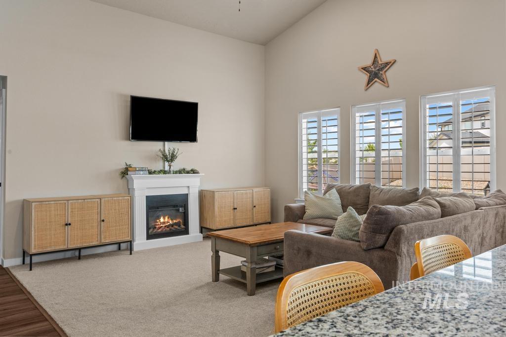 2829 N Cherry Grove Way Property Photo 17