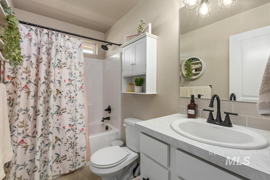 2829 N Cherry Grove Way Property Photo 29