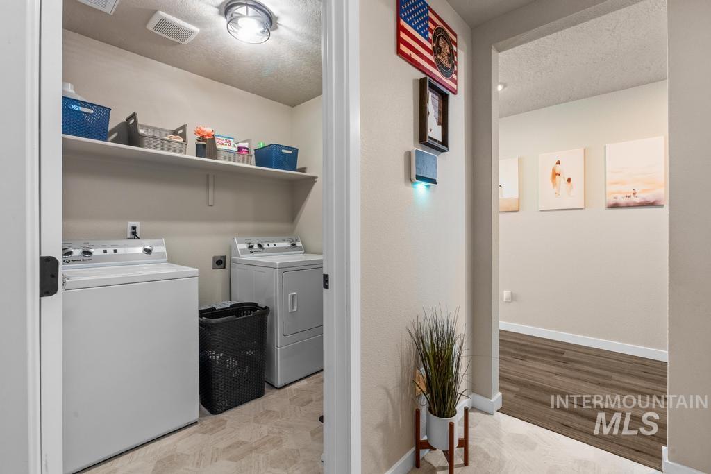 2829 N Cherry Grove Way Property Photo 33