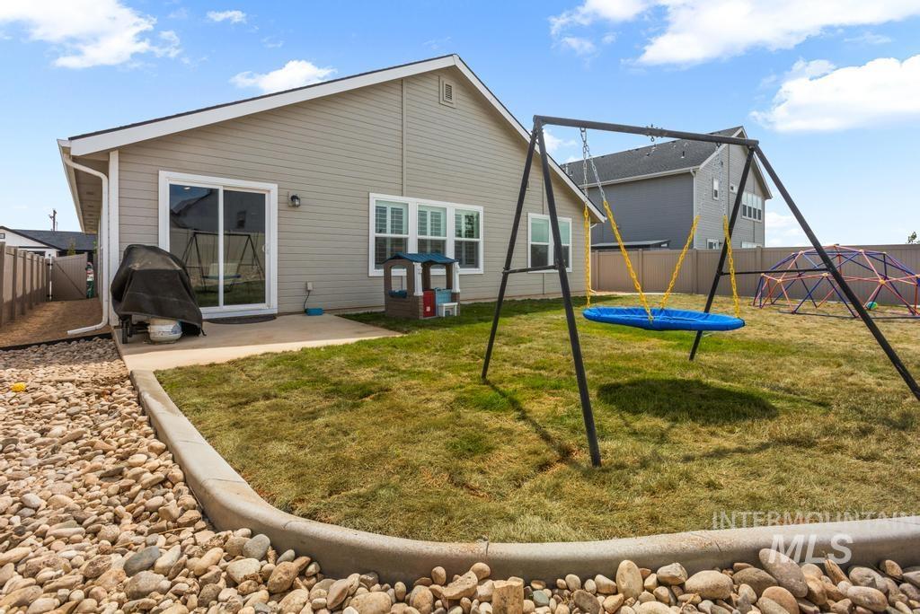 2829 N Cherry Grove Way Property Photo 34