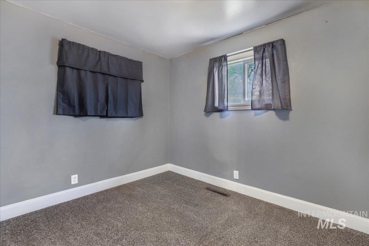 2114 Sessions Street Property Photo 18