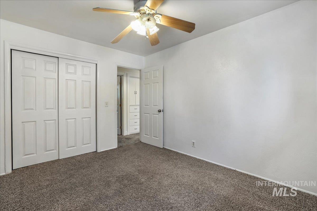 2114 Sessions Street Property Photo 24