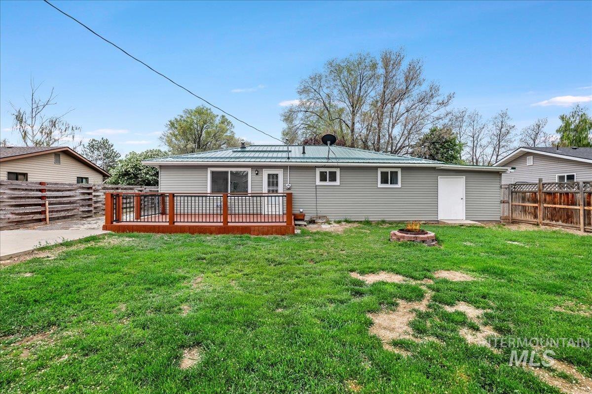 2114 Sessions Street Property Photo 30