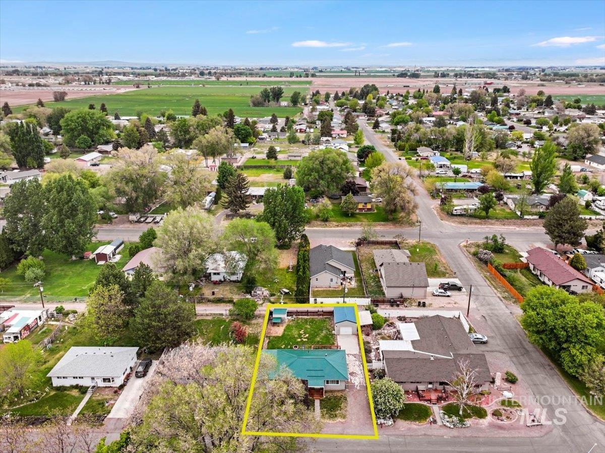2114 Sessions Street Property Photo 46