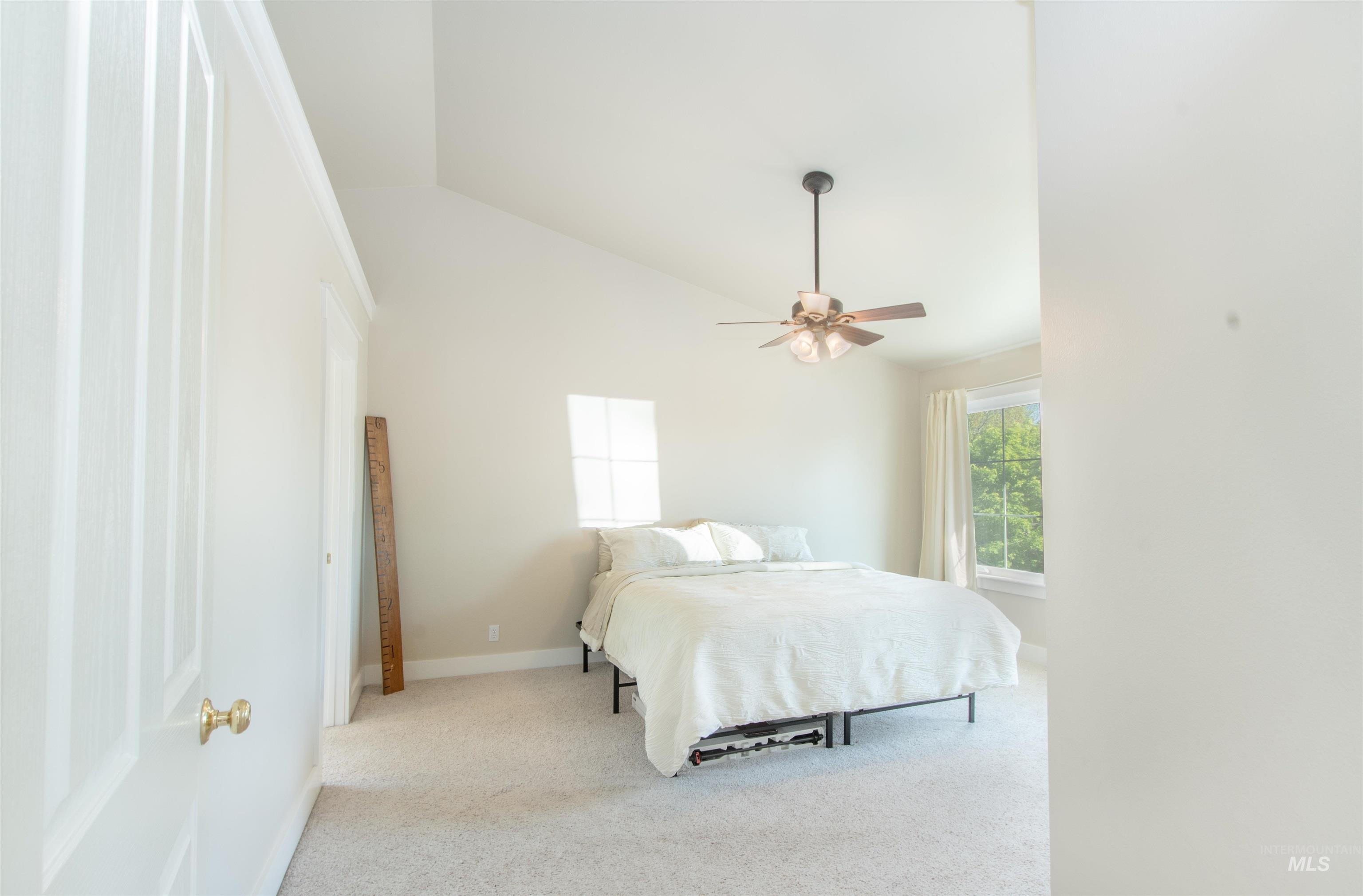 6174 N Queensbury Pl Property Photo 17