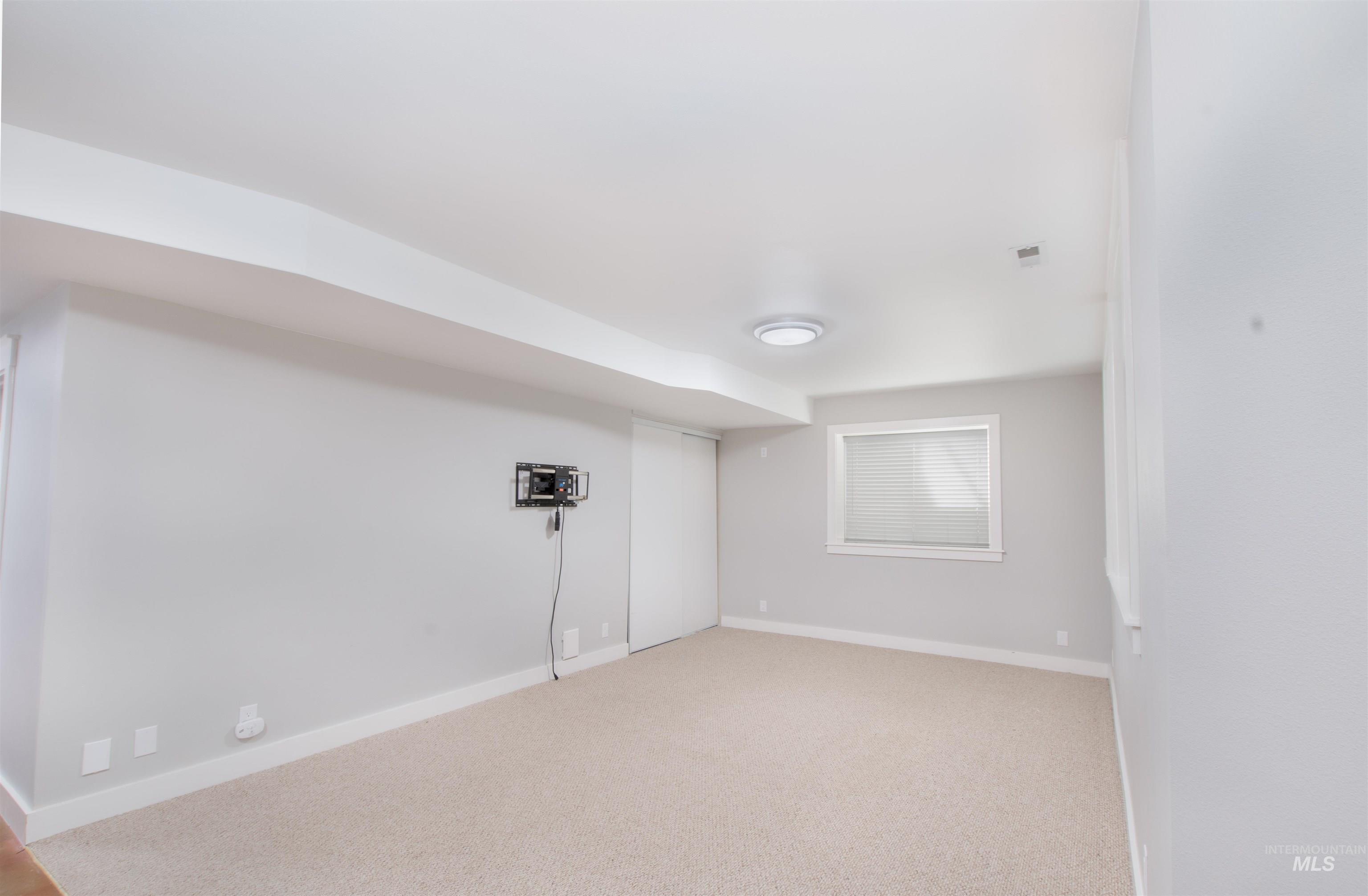 6174 N Queensbury Pl Property Photo 36