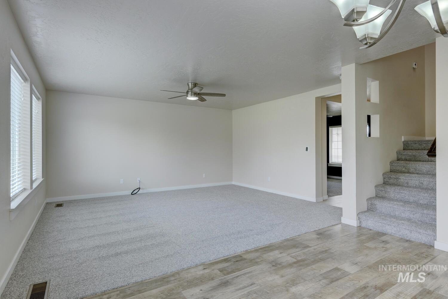 2617 Springcrest Property Photo 8