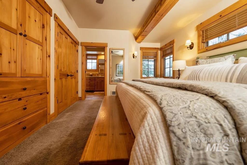 1319 Hearthstone Ct Property Photo 9