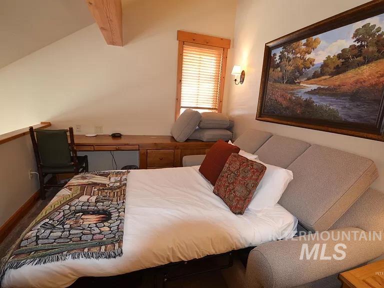 1319 Hearthstone Ct Property Photo 22