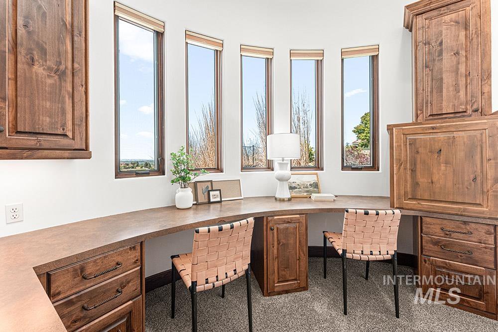 473 N Strata Via Way Property Photo 20