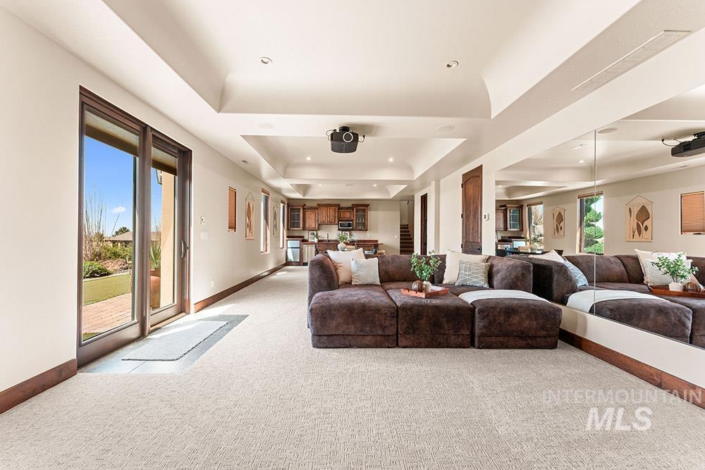 473 N Strata Via Way Property Photo 27