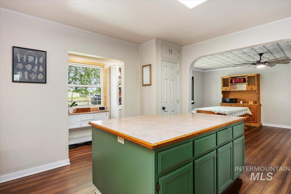 169 W 200 N Property Photo 9