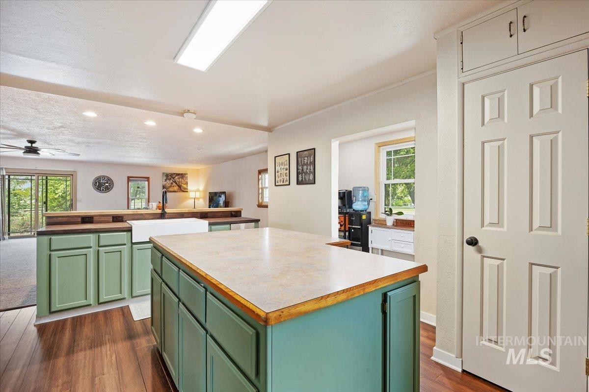 169 W 200 N Property Photo 10