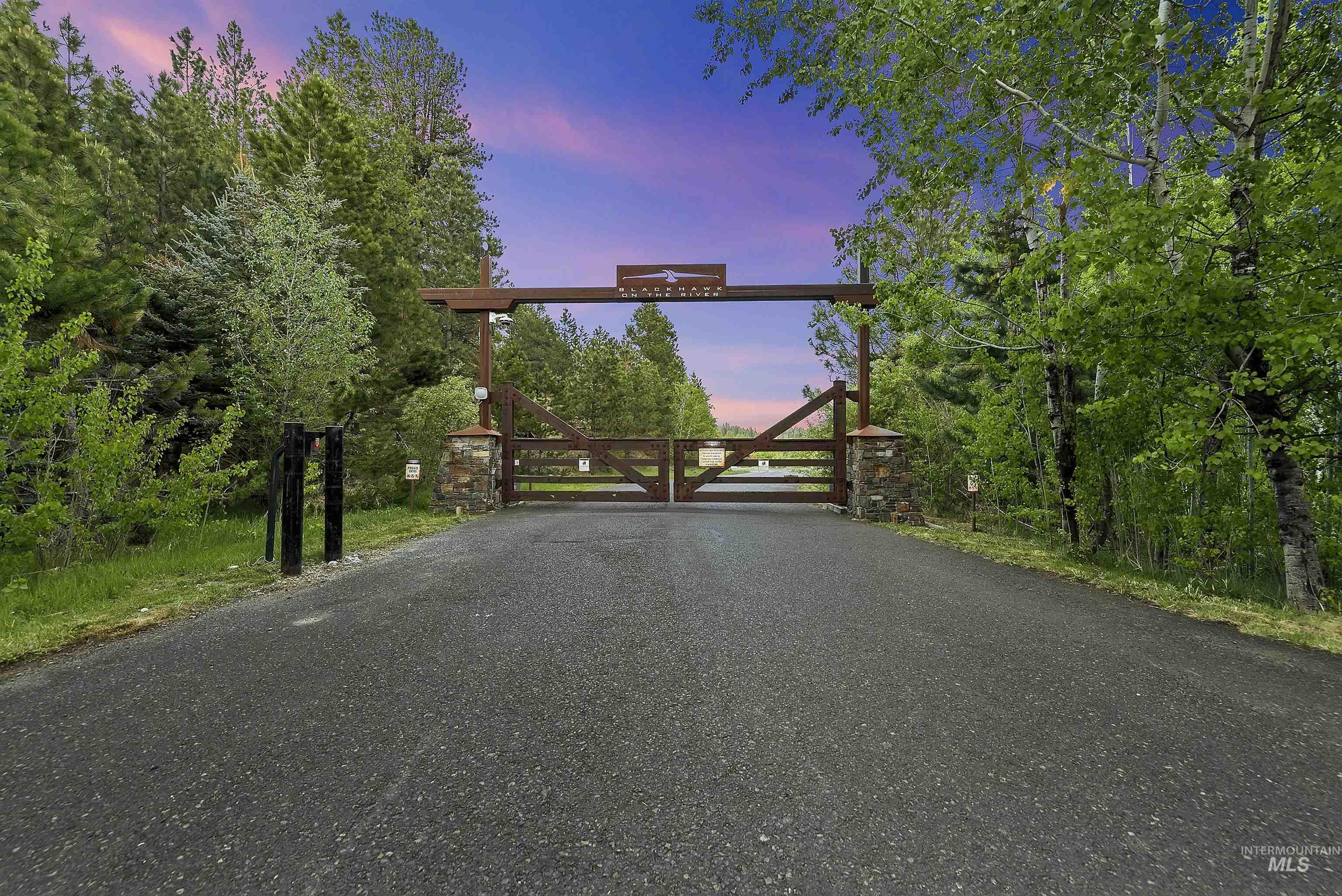 27 Eveningstar Property Photo 1