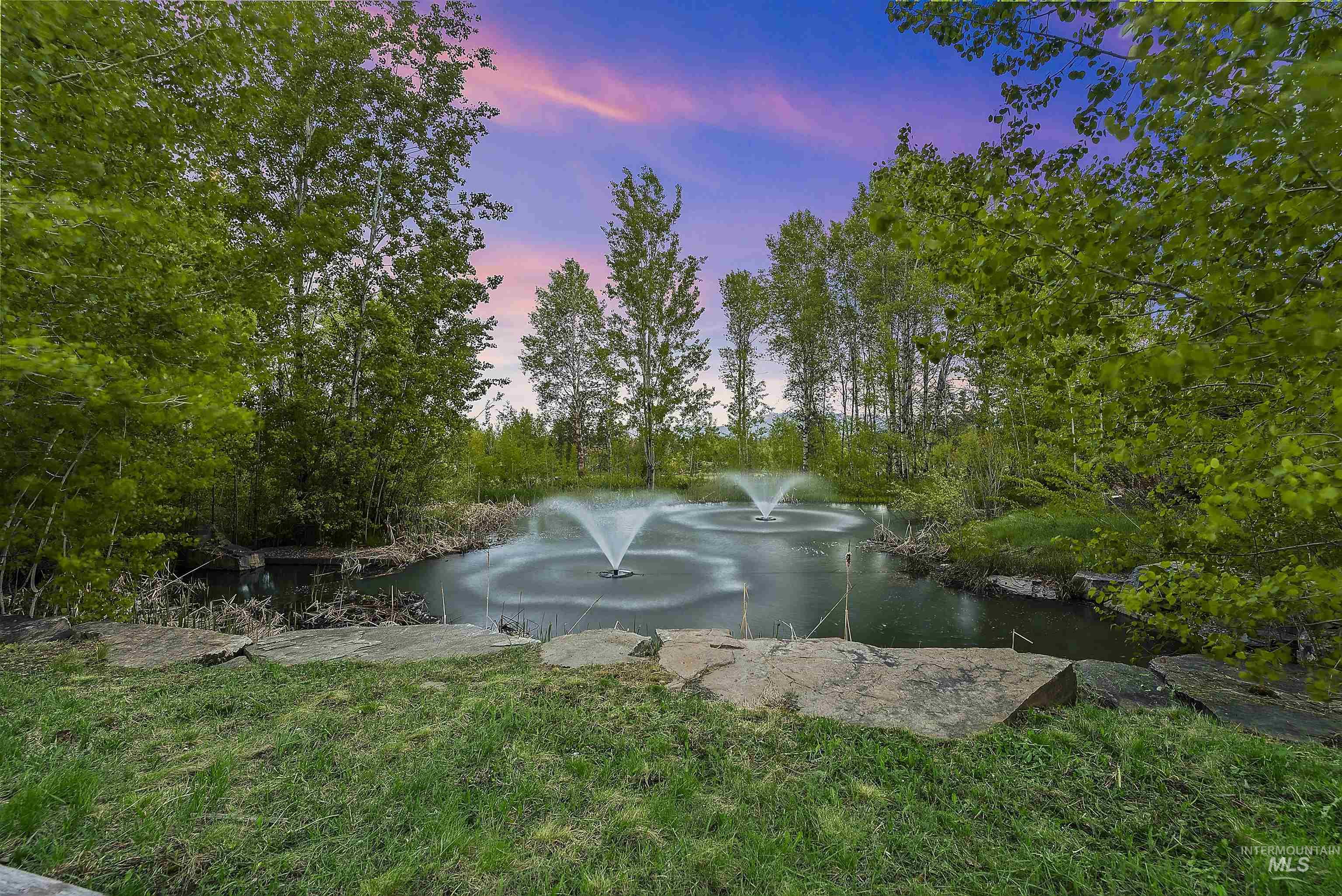 27 Eveningstar Property Photo 2