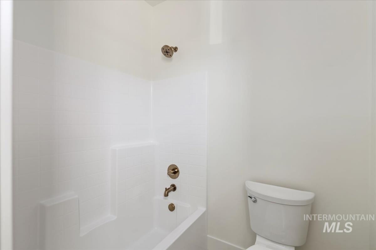 4265 W Thornapple Dr. Property Photo 34