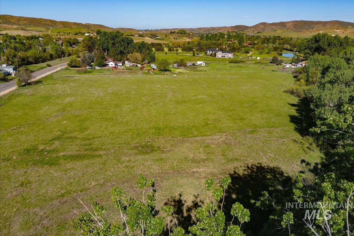5700 W Dry Creek Rd Property Photo 1