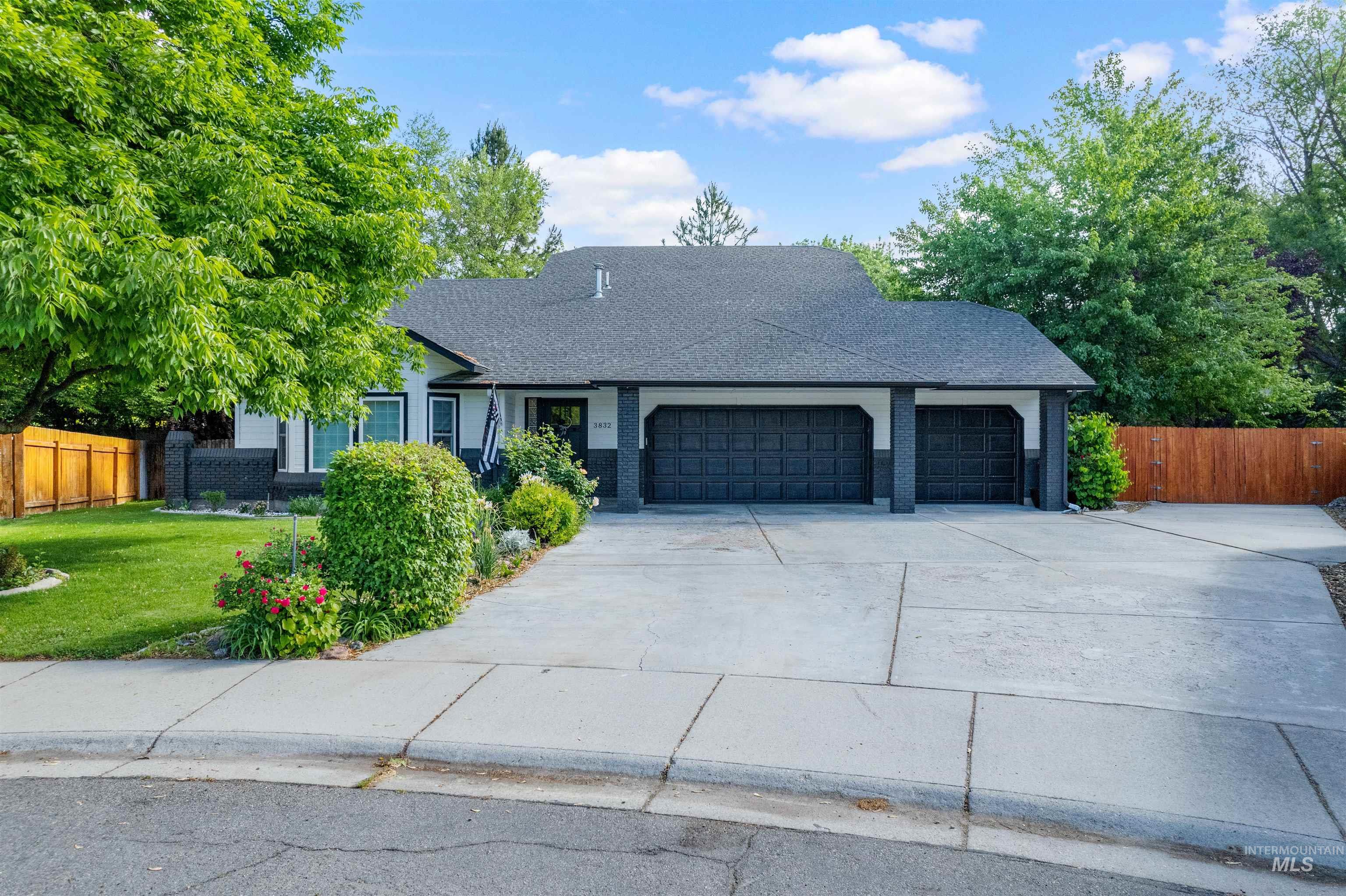 3832 W Aspen Creek Ct Property Photo 1