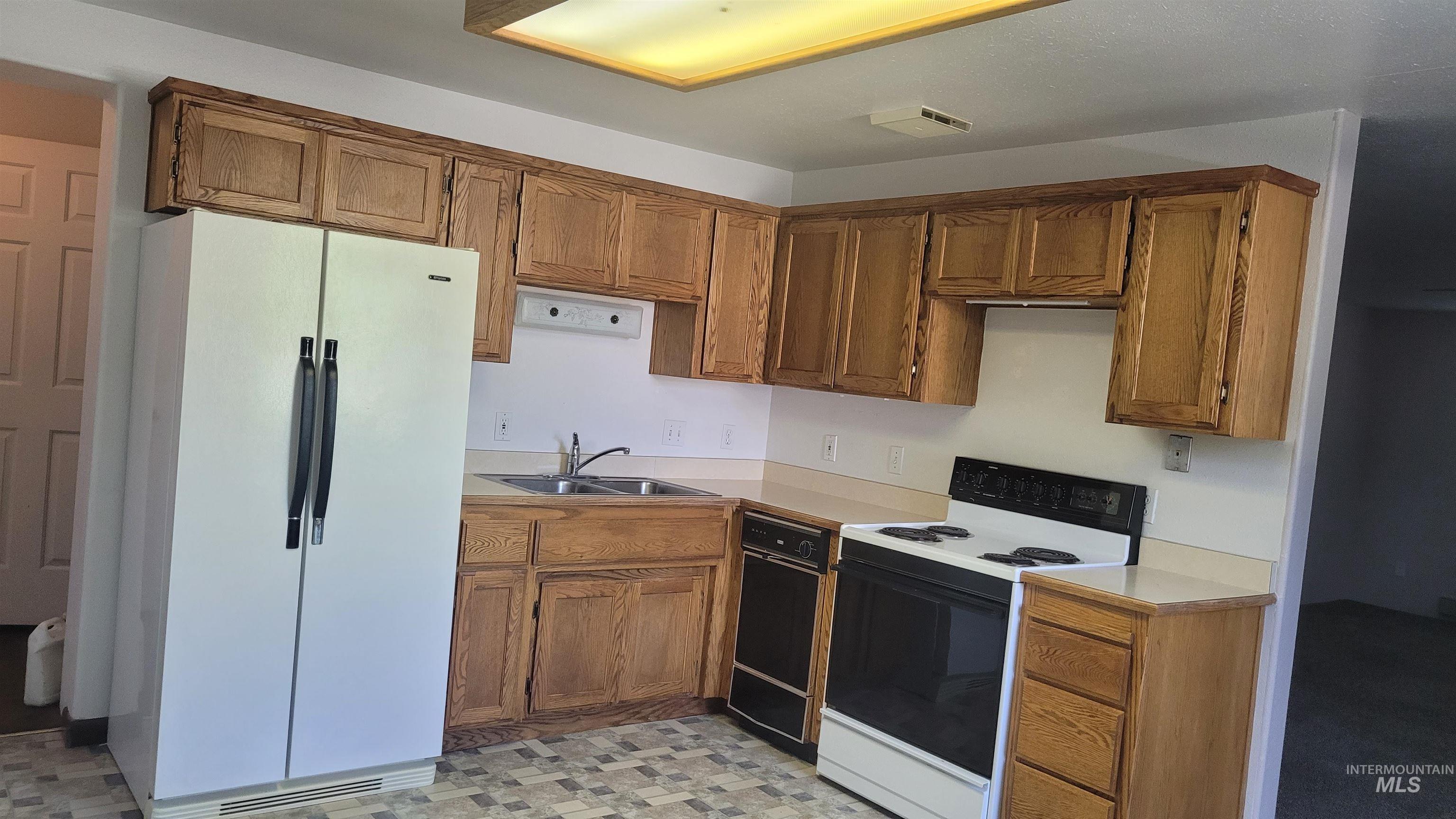 1501 Miller Property Photo 8